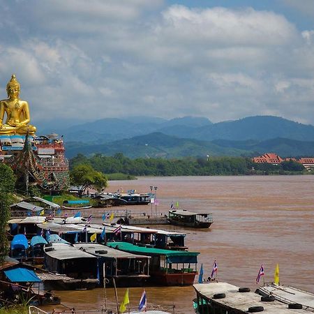 Oyo 359 Golden Nakara Place Chiang Saen Εξωτερικό φωτογραφία