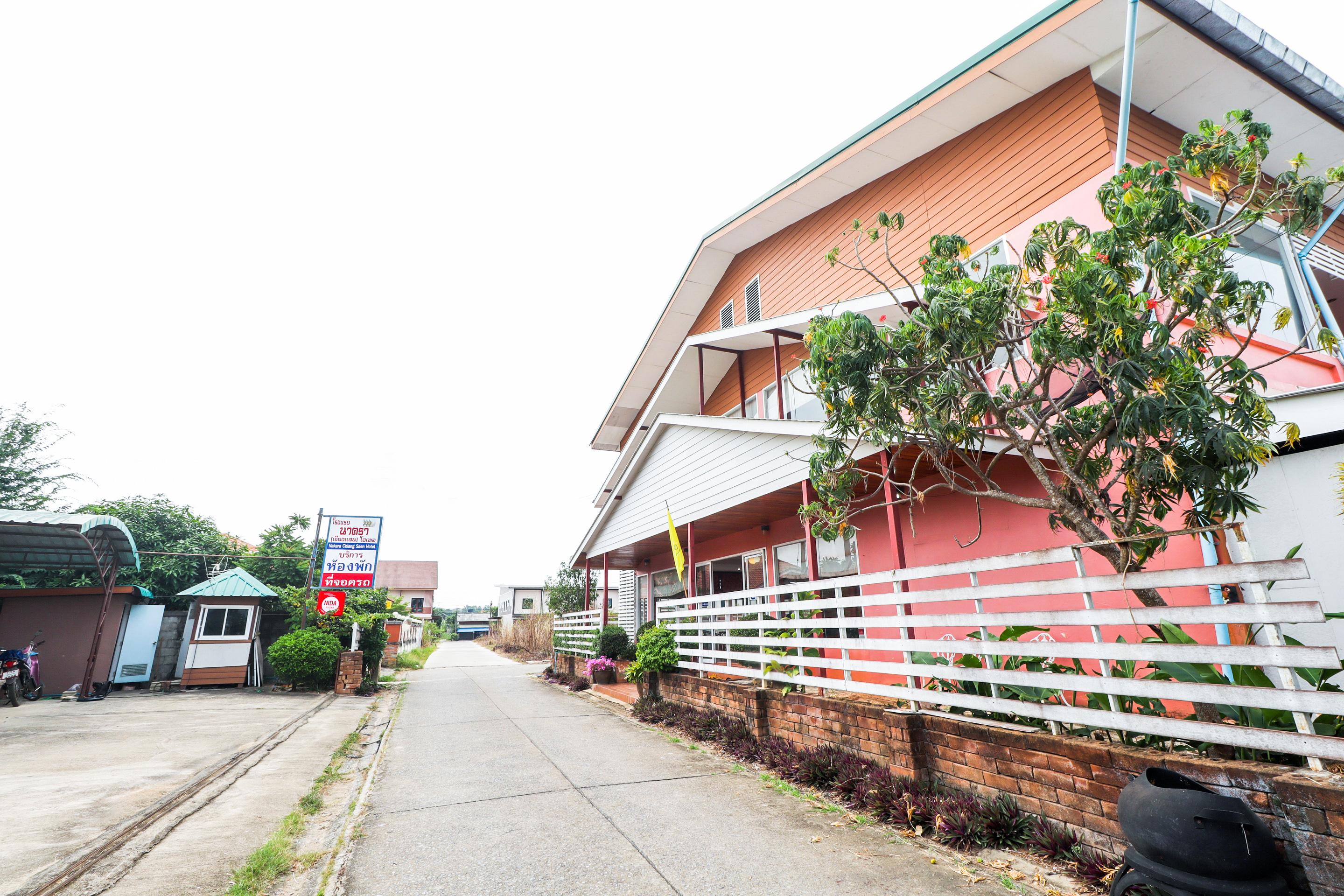 Oyo 359 Golden Nakara Place Chiang Saen Εξωτερικό φωτογραφία