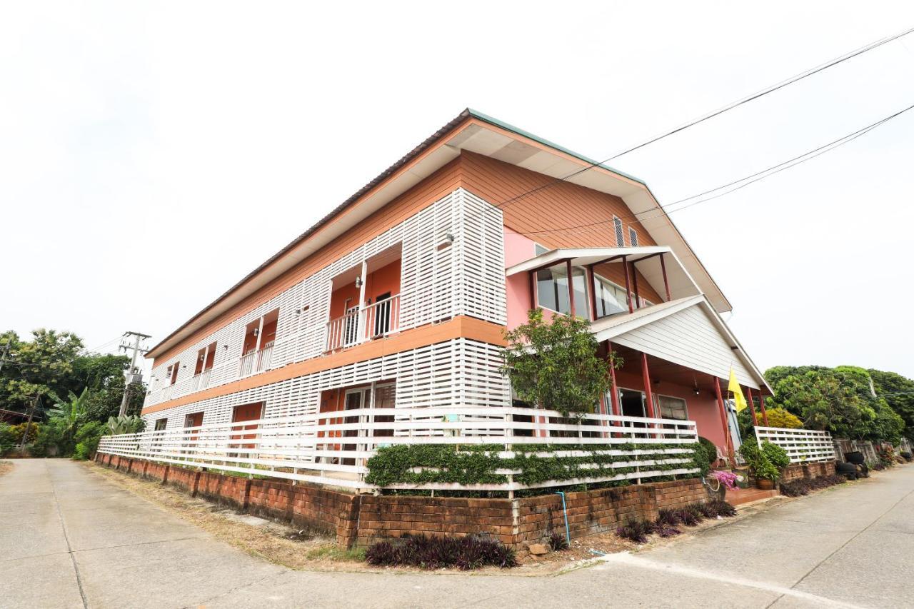 Oyo 359 Golden Nakara Place Chiang Saen Εξωτερικό φωτογραφία